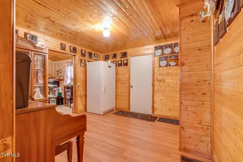 683 Vinton Avenue Erwin Tn 37650, Erwin, TN 37650 photo 15