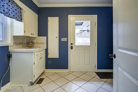 631 Ash Street Erwin Tn 37650, Erwin, TN 37650 photo 32