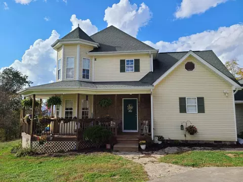 459 Will And Emma Lane Clintwood Va 24228, Clintwood, VA 24228