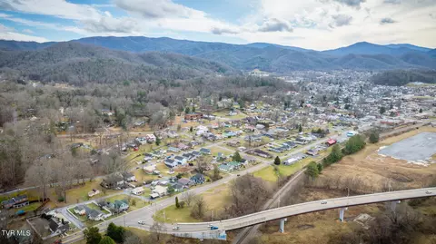 747 N Main Avenue Erwin Tn 37650, Erwin, TN 37650 photo 13