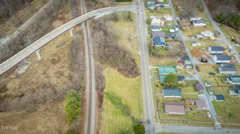 747 N Main Avenue Erwin Tn 37650, Erwin, TN 37650 photo 9