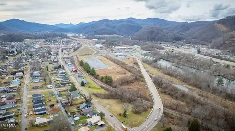 747 N Main Avenue Erwin Tn 37650, Erwin, TN 37650 photo 12