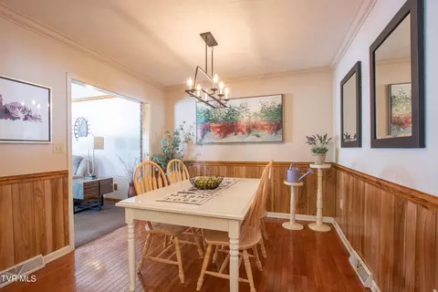 Dining - 20941 Deer Run Drive Drive Abingdon Va 24211, Abingdon, VA 24211 photo 1 of 4