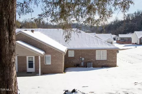 Exterior - 20941 Deer Run Drive Drive Abingdon Va 24211, Abingdon, VA 24211 photo 5 of 14