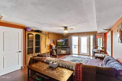 1504 Parton Loop Greeneville Tn 37743, Greeneville, TN 37743 photo 37