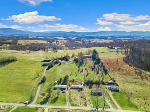 1504 Parton Loop Greeneville Tn 37743, Greeneville, TN 37743 photo 5