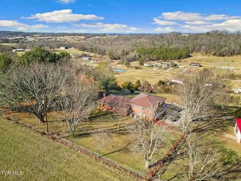 1504 Parton Loop Greeneville Tn 37743, Greeneville, TN 37743 photo 8