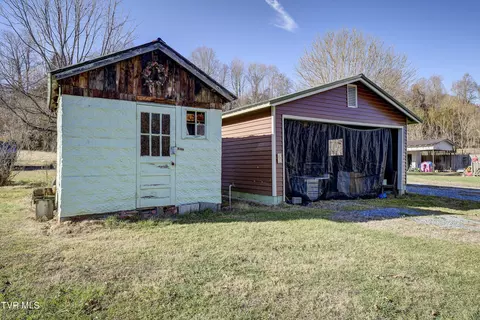 129 River Road Erwin Tn 37650, Erwin, TN 37650 photo 2