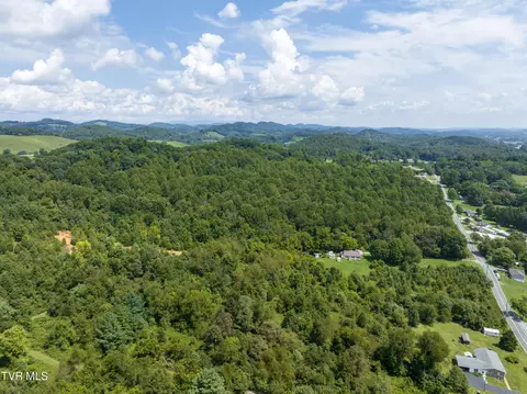 636 Meadow View Road Bristol Tn 37620, Bristol, TN 37620 photo 10