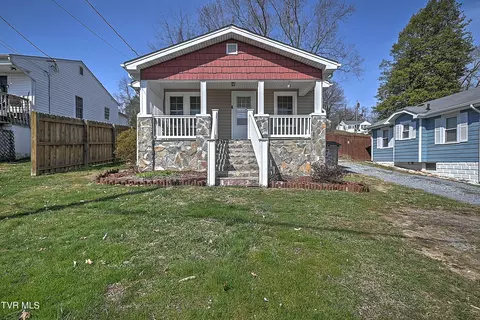 245 Magnolia Drive Bristol Va 24201, Bristol, VA 24201
