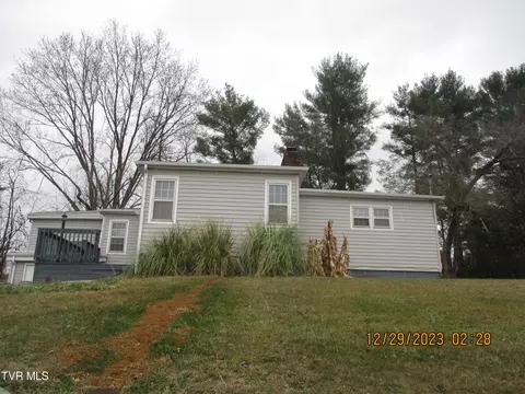 301 Summit Drive Bluff City Tn 37618, Bluff City, TN 37618