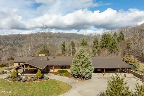 711 High Country Private Road Butler Tn 37640, Butler, TN 37640