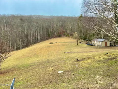 8409 Fleming Valley Lane Pound Va 24279, Pound, VA 24279 photo 7