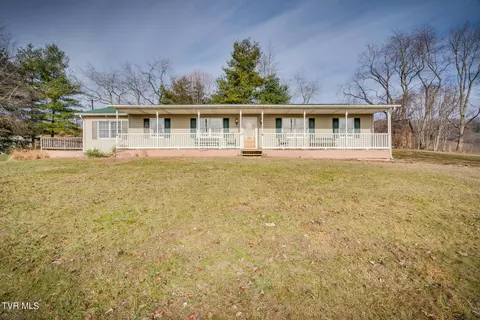 140 Alston Drive Drive Saltville Va 24370, Saltville, VA 24370