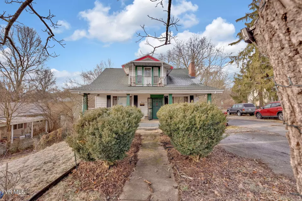 1005 Baxter Street Johnson City Tn 37601, Johnson City, TN 37601 24 Photos Movoto