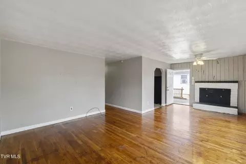 1506 E Myrtle Johnson City Tn 37601, Johnson City, TN 37601 photo 10