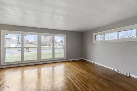 1506 E Myrtle Johnson City Tn 37601, Johnson City, TN 37601 photo 12