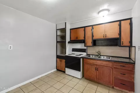 1506 E Myrtle Johnson City Tn 37601, Johnson City, TN 37601 photo 17