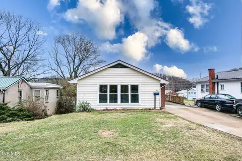 1506 E Myrtle Johnson City Tn 37601, Johnson City, TN 37601 photo 3