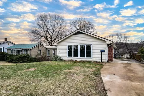 1506 E Myrtle Johnson City Tn 37601, Johnson City, TN 37601 photo 8