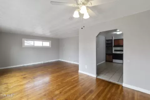 1506 E Myrtle Johnson City Tn 37601, Johnson City, TN 37601 photo 14