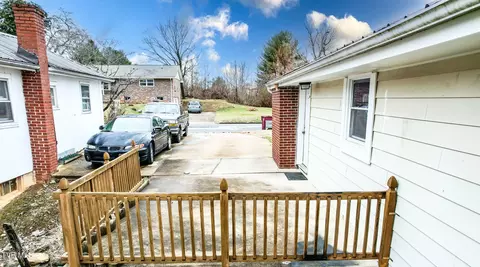 1506 E Myrtle Johnson City Tn 37601, Johnson City, TN 37601 photo 43