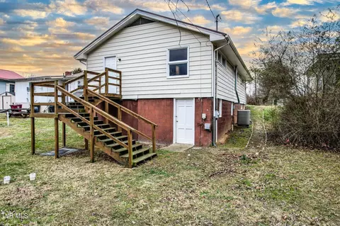 1506 E Myrtle Johnson City Tn 37601, Johnson City, TN 37601 photo 5