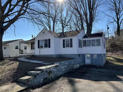 1921 Holly Street Kingsport Tn 37660, Kingsport, TN 37660