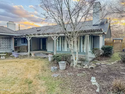 122 Ridgemont Road Johnson City Tn 37601, Johnson City, TN 37601