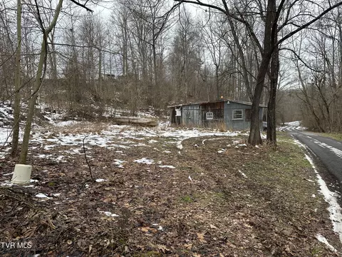 Undisclosed, Surgoinsville, TN 37873