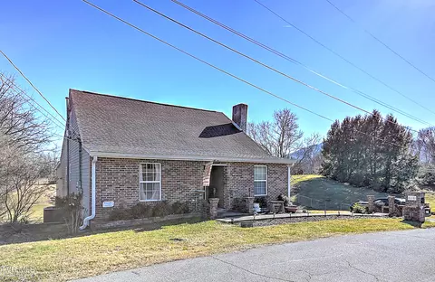 610 Hiwassee Hill Dr Ext Tn Drive Johnson City Tn 37601, Johnson City, TN 37601
