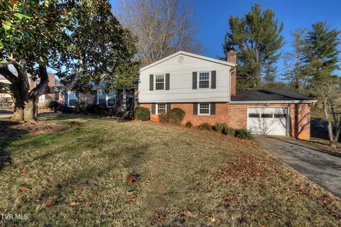 608 Whispering Way Kingsport Tn 37663, Kingsport, TN 37663