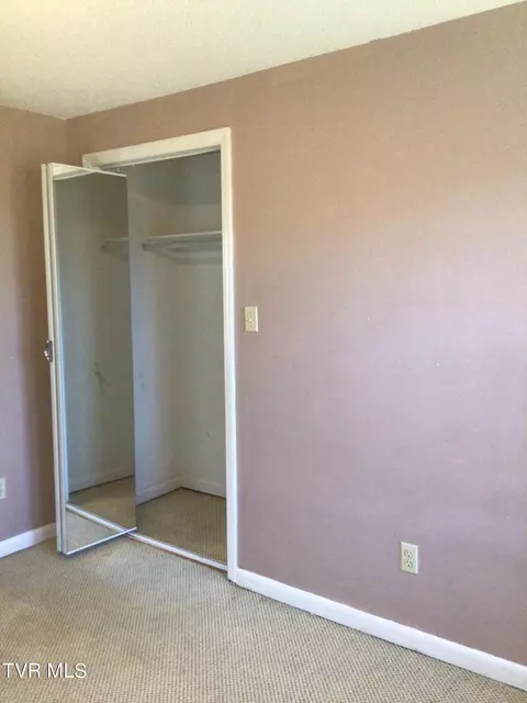 Bedroom - 251 Bearfield Road Chuckey Tn 37641, Chuckey, TN 37641 photo 2 of 4