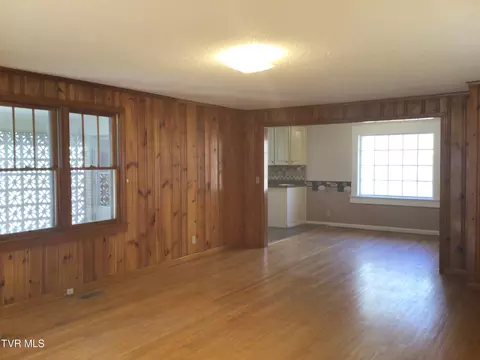 Living - 251 Bearfield Road Chuckey Tn 37641, Chuckey, TN 37641 photo 1 of 5