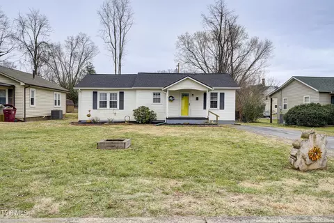 1310 E Chilhowie Avenue Johnson City Tn 37601, Johnson City, TN 37601