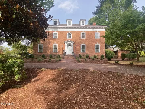 1302 Watauga Street Kingsport Tn 37660, Kingsport, TN 37660