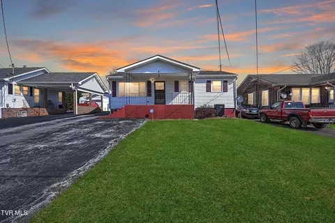 120 Jarrett Buck Loop Johnson City Tn 37601, Johnson City, TN 37601