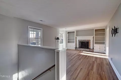 Living - 287 Clearview Street Gray Tn 37615, Gray, TN 37615 photo 1 of 7