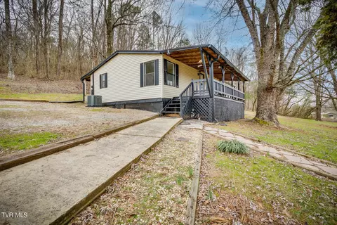 1395 Midway Road Midway Tn 37809, Midway, TN 37809