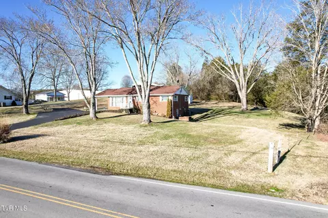 Exterior - 450 N Mohawk Rd Mohawk Tn 37810, Mohawk, TN 37810 photo 9 of 16