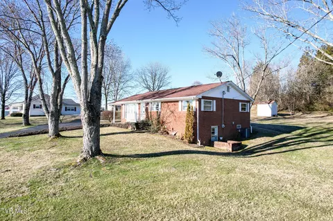 Exterior - 450 N Mohawk Rd Mohawk Tn 37810, Mohawk, TN 37810 photo 13 of 16