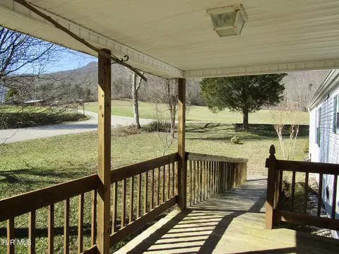 Exterior - 1545 Chimney Top Loop Fall Branch Tn 37656, Fall Branch, TN 37656 photo 4 of 17