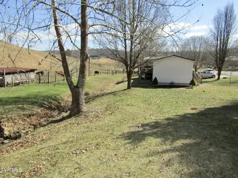 Exterior - 1545 Chimney Top Loop Fall Branch Tn 37656, Fall Branch, TN 37656 photo 16 of 17