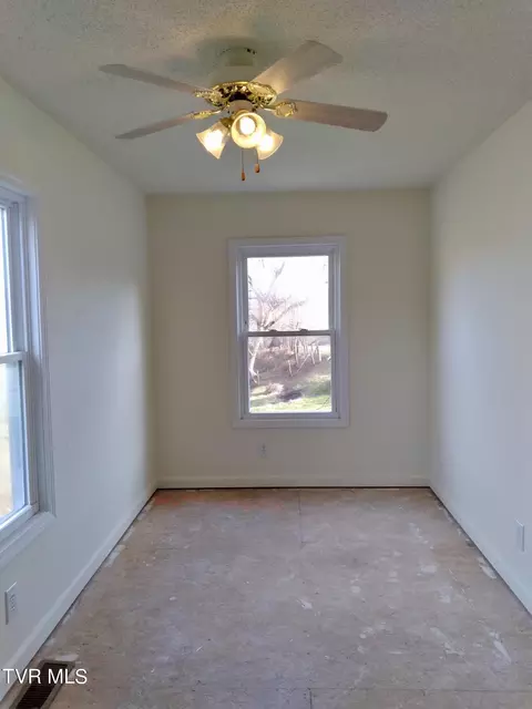 Other - 1545 Chimney Top Loop Fall Branch Tn 37656, Fall Branch, TN 37656 photo 4 of 11