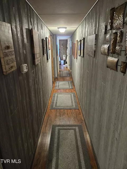 Entry Way - 8847 Boggs Hill Road Wise Va 24293, Wise, VA 24293 photo 2 of 4