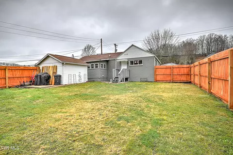 Exterior - 748 NE Hurricane Road Wise Va 24293, Wise, VA 24293 photo 6 of 10