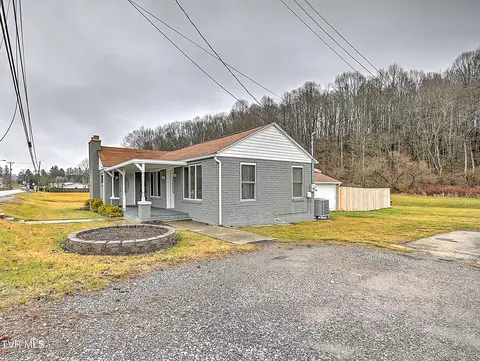 Exterior - 748 NE Hurricane Road Wise Va 24293, Wise, VA 24293 photo 3 of 10