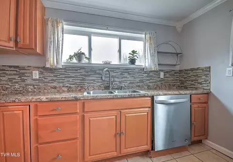 Kitchen - 748 NE Hurricane Road Wise Va 24293, Wise, VA 24293 photo 4 of 5