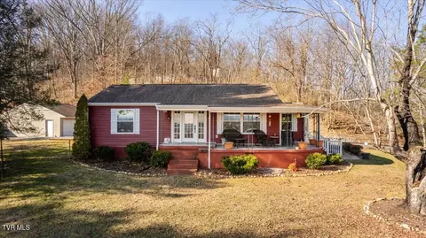 Exterior - 200 Old Knobs Road Bristol Tn 37620, Bristol, TN 37620 photo 2 of 15