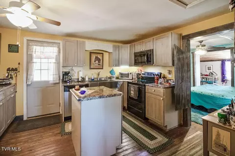 Kitchen - 1445 Bishop Loop Greeneville Tn 37743, Greeneville, TN 37743 photo 1 of 3